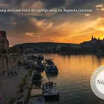Empirent Mucha Apartments